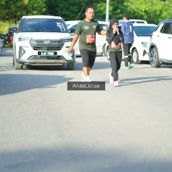 Runner Photo 3983330