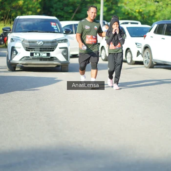 Runner Photo 3983342