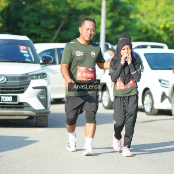 Runner Photo 3983345