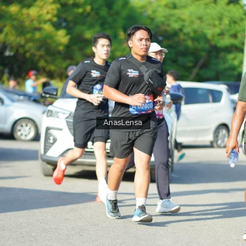 Runner Photo 3983364