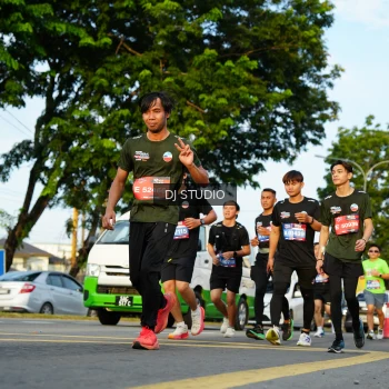 Runner Photo 3983374