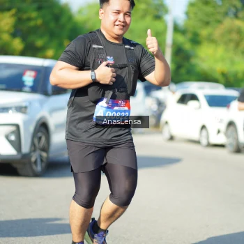 Runner Photo 3983378