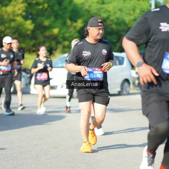 Runner Photo 3983429