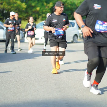 Runner Photo 3983432