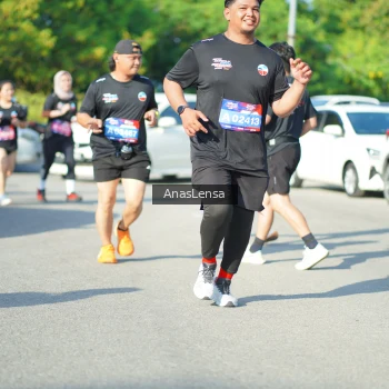 Runner Photo 3983435