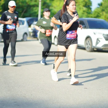 Runner Photo 3983459