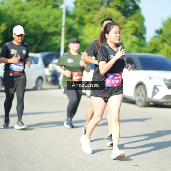 Runner Photo 3983462
