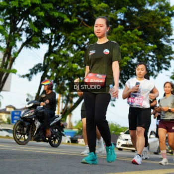 Runner Photo 3983515