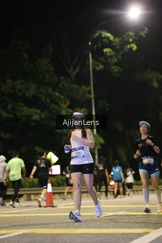 Runner Photo 3983516