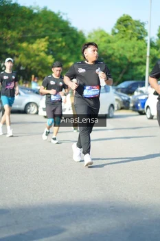 Runner Photo 3983519