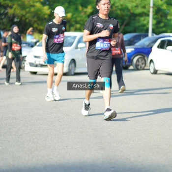 Runner Photo 3983555