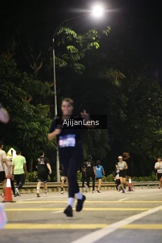 Runner Photo 3983615