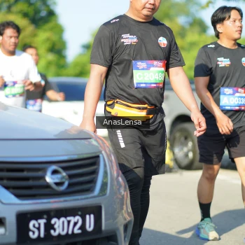 Runner Photo 3983681