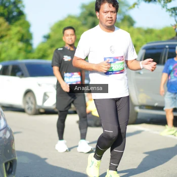 Runner Photo 3983688