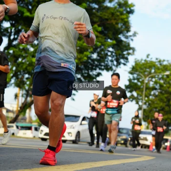 Runner Photo 3983711