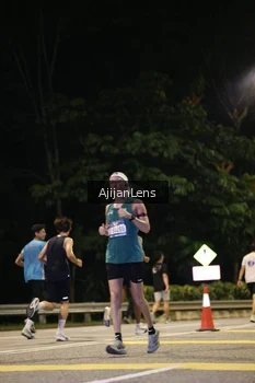 Runner Photo 3983717