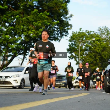 Runner Photo 3983725