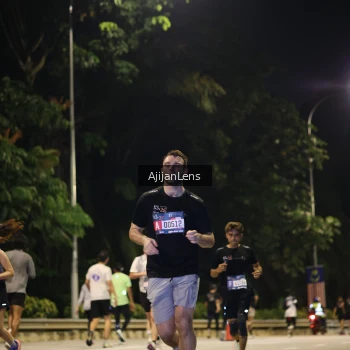 Runner Photo 3983743