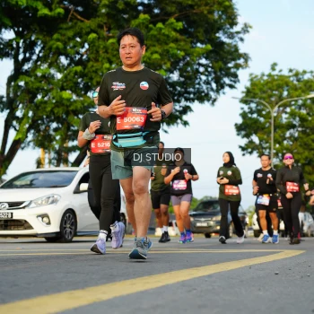 Runner Photo 3983745