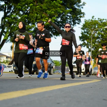 Runner Photo 3983768