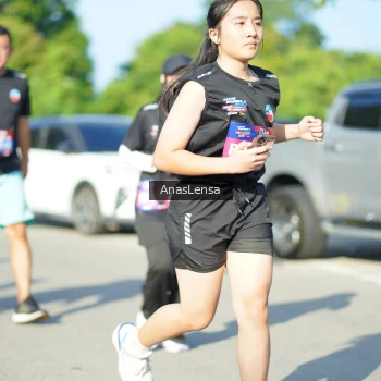 Runner Photo 3983776