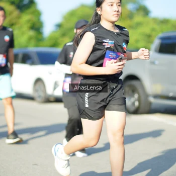 Runner Photo 3983779