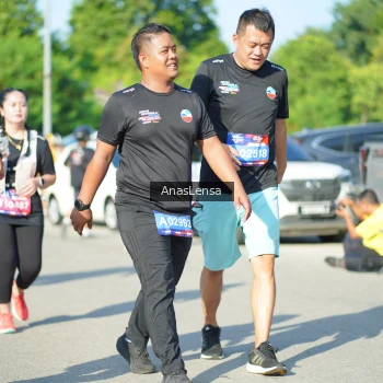 Runner Photo 3983782