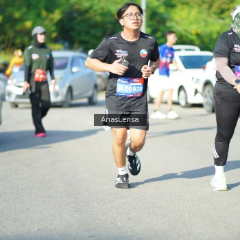 Runner Photo 3983891