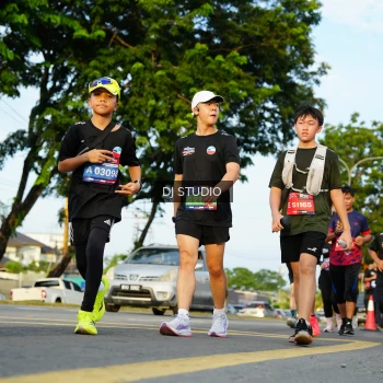 Runner Photo 3983990