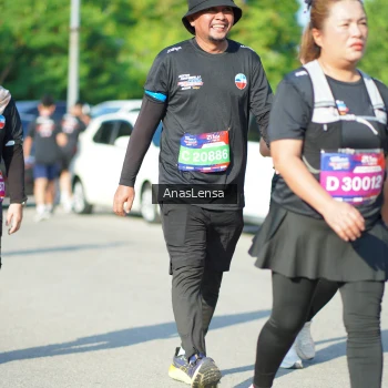Runner Photo 3983995