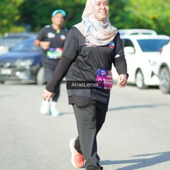 Runner Photo 3983997