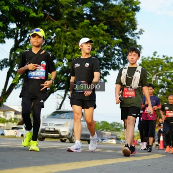 Runner Photo 3984004
