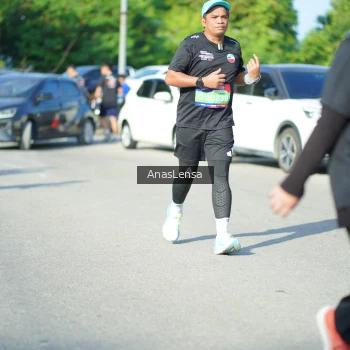 Runner Photo 3984027