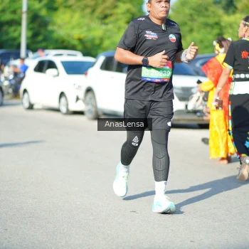 Runner Photo 3984034