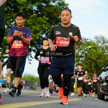 Runner Photo 3984109