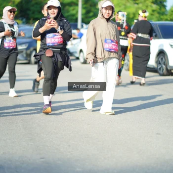 Runner Photo 3984137