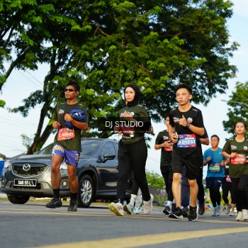 Runner Photo 3984143