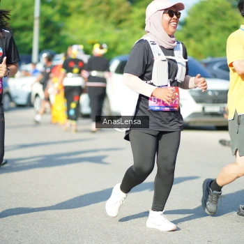Runner Photo 3984154