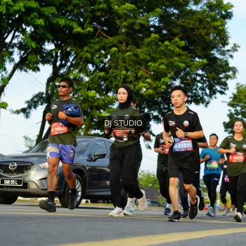 Runner Photo 3984156