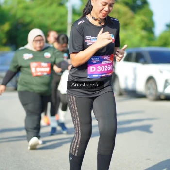Runner Photo 3984160