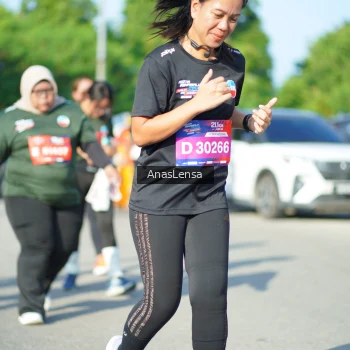 Runner Photo 3984172