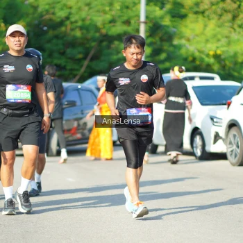 Runner Photo 3984276