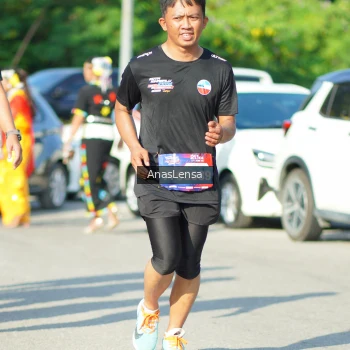 Runner Photo 3984283