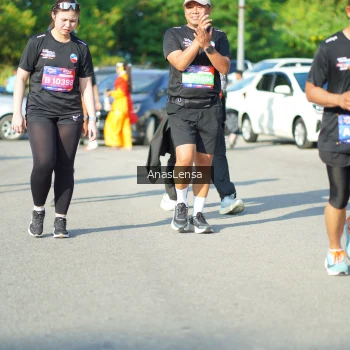 Runner Photo 3984285