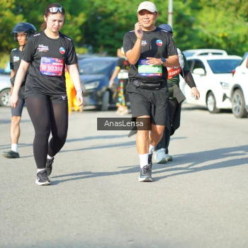 Runner Photo 3984294