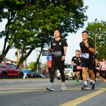Runner Photo 3984324