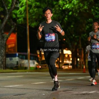 Runner Photo 3984337