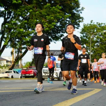 Runner Photo 3984353
