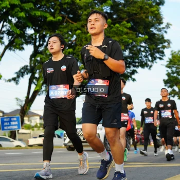 Runner Photo 3984370