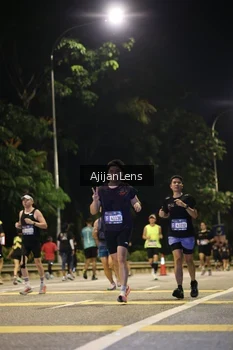 Runner Photo 3984375